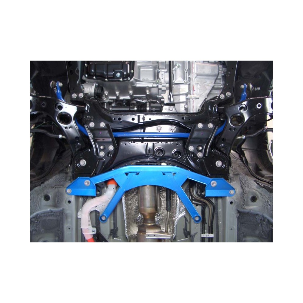 Power Brace avant Prius W30 Cusco