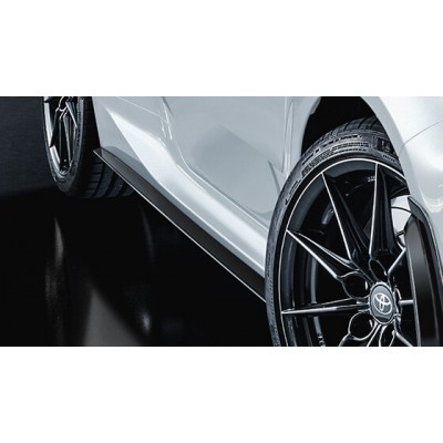 Bas de caisses TRD pour Yaris GR