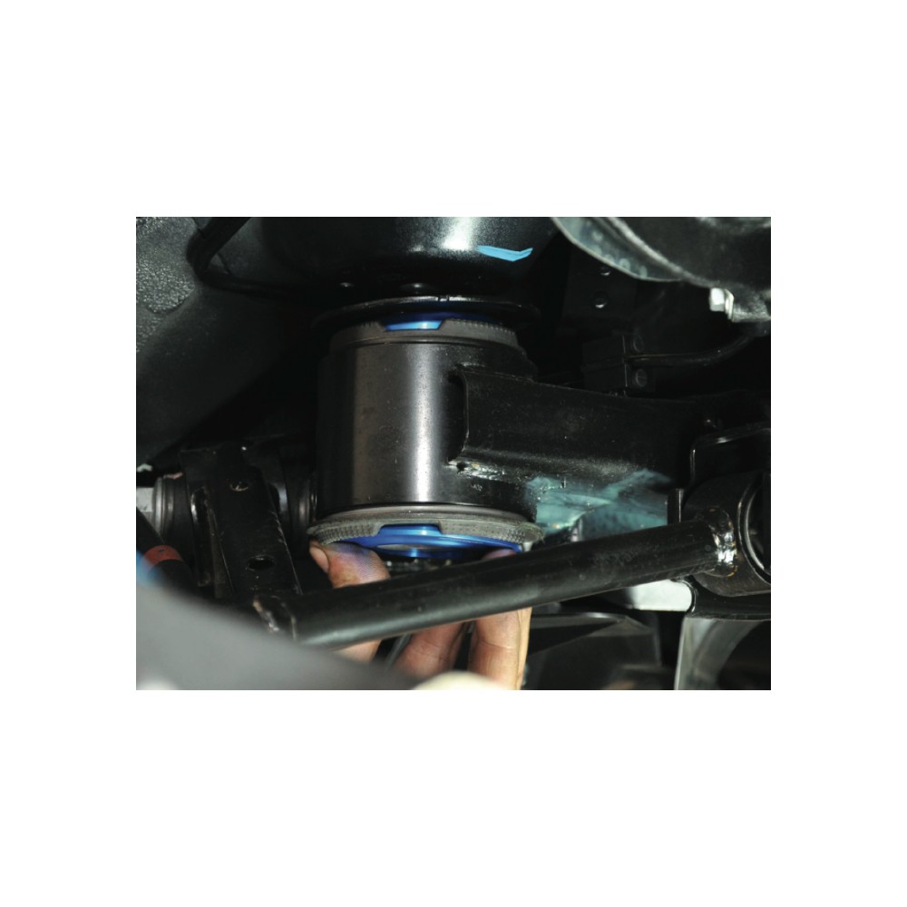 CUSCO REAR DIFFERENTIAL MOUNT COLLAR FOR SUBARU IMPREZA GRB GVB (6MT)