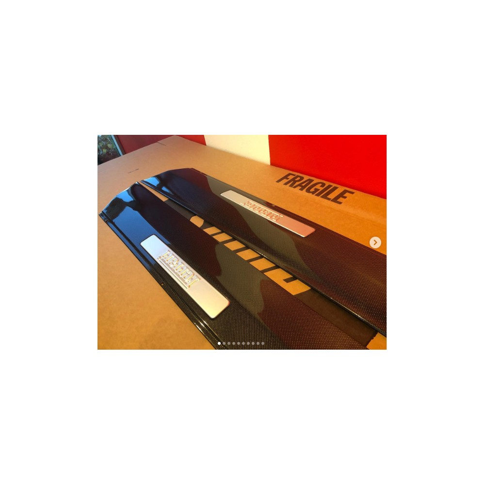 Marche pieds Ferrari F355 kicks plate SHine auto USA